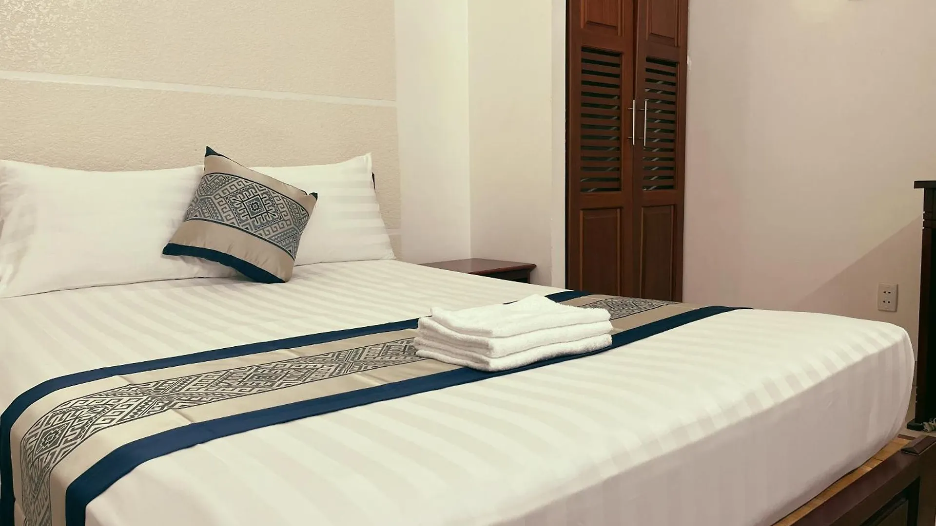 **  Dinh Dinh 2 Airport Hotel Ho Chi Minh City Vietnam