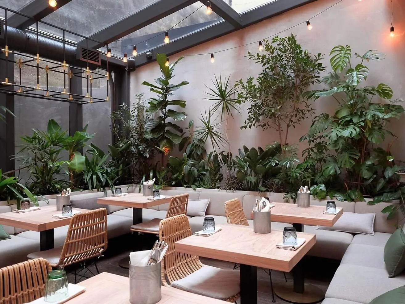 Dinh Dinh 2 Airport Hotel Ho Chi Minh City