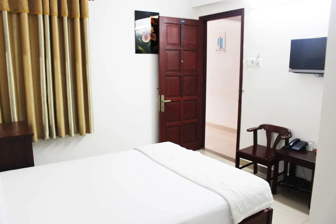 Dinh Dinh 2 Airport Hotel Ho Chi Minh City